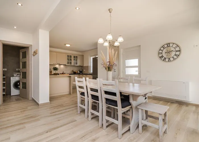 빌라 Rea 1 With Heated Pool